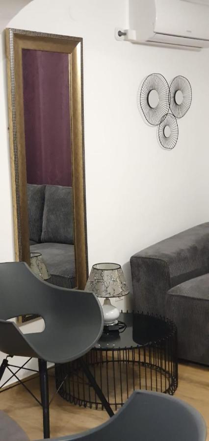 Apartment Lilly 2 *